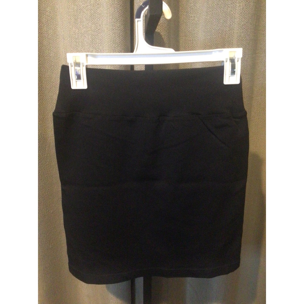NWOT OQQ Women Blk Ribbed Mini Skirt Crossover V Waist Bodycon Seamless Sporty L - Picture 3 of 5
